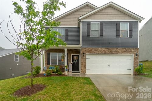 65 Valleywood Dr, Waynesville, NC, 28786-1520 | Card Image