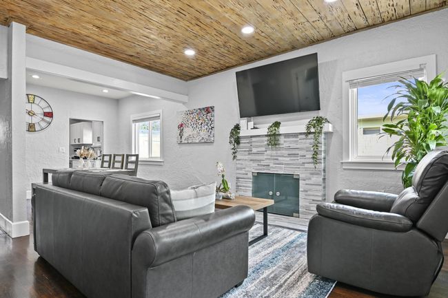424 Malverne Rd, House other with 4 bedrooms, 2 bathrooms and null parking in West Palm Beach FL | Image 11