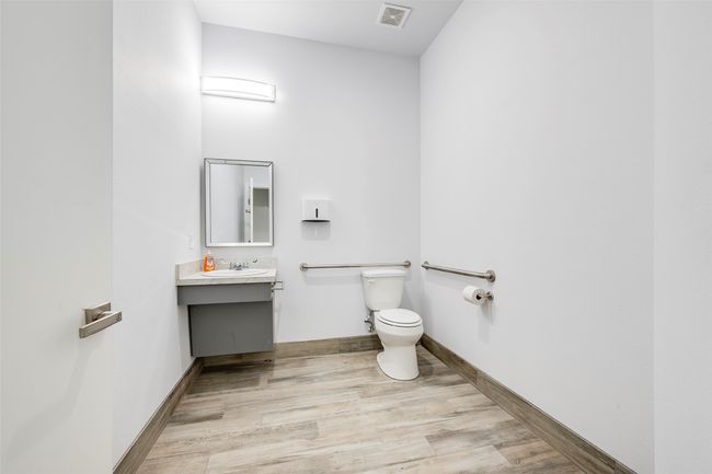 2 - 1900 E Henderson St, Home with 0 bedrooms, 0 bathrooms and null parking in Cleburne TX | Image 11