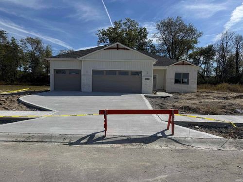 17724 Seahawk Ln, Huntertown, IN, 46748-0397 | Card Image