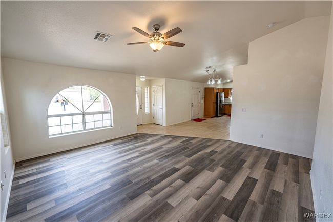 Living Room | Image 20