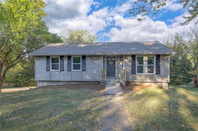 View of front of property with a front lawn | Image 3