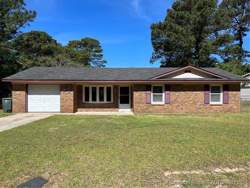 5675 Livingston Dr, Fayetteville, NC, 28311-1821 | Card Image
