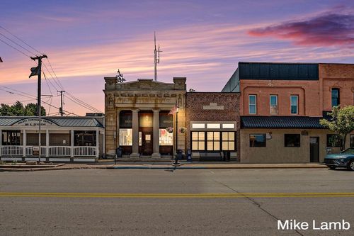156 E Division St, Sparta, MI, 49345-1330 | Card Image