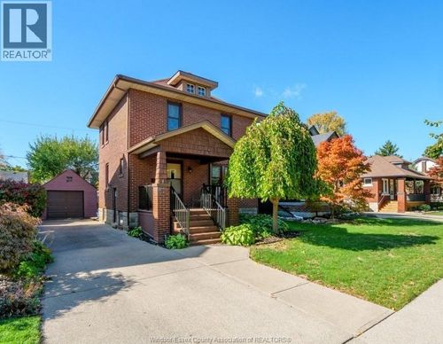 2227 Lincoln Rd, Windsor, ON, N8W2R3 | Card Image