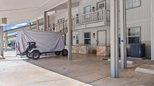 104 Cove E, Condo with 3 bedrooms, 2 bathrooms and null parking in Horseshoe Bay TX | Image 24