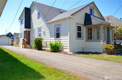 446 Eklund Avenue, Hoquiam, WA, 98550 | Card Image
