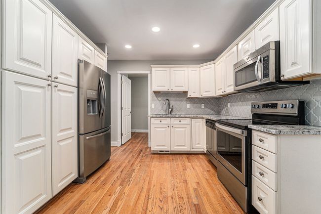 1630 Normandy Rd, Condo with 3 bedrooms, 3 bathrooms and null parking in Clawson MI | Image 11