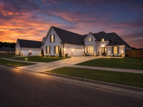 9606 Grays Hollow Dr S, Cordova, TN, 38018-7953 | Card Image
