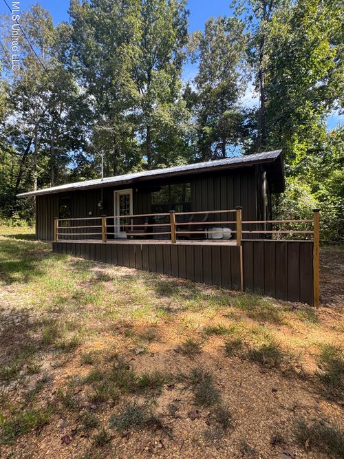 910 Harmony Rd, Duck Hill, MS, 38925-9235 | Card Image