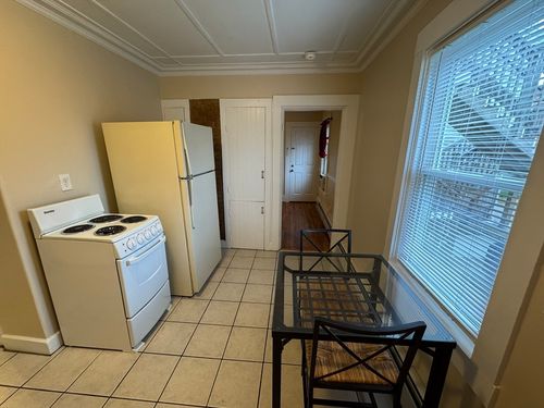 apt-2-150 N Main St, Mansfield, MA, 02048-2374 | Card Image