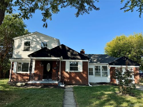 28435 Victor St, Roseville, MI, 48066-4240 | Card Image