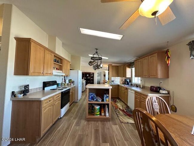 66608 Utah Ln, House other with 3 bedrooms, 2 bathrooms and null parking in Salome AZ | Image 15