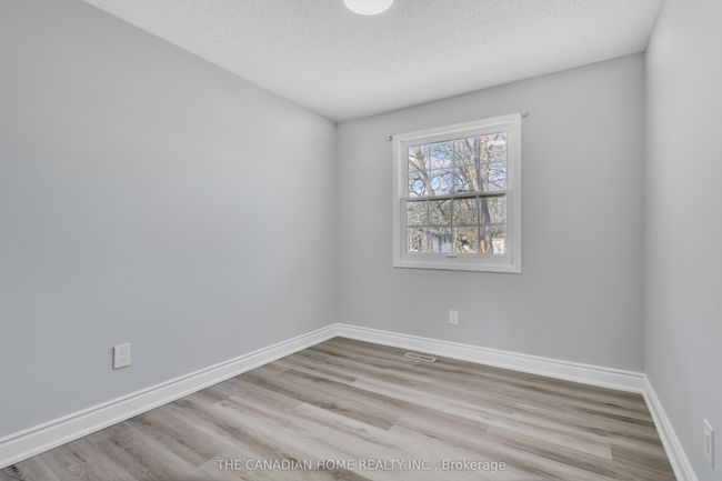 6596 Harmony Ave, House attached with 4 bedrooms, 2 bathrooms and 3 parking in Niagara Falls ON | Image 23