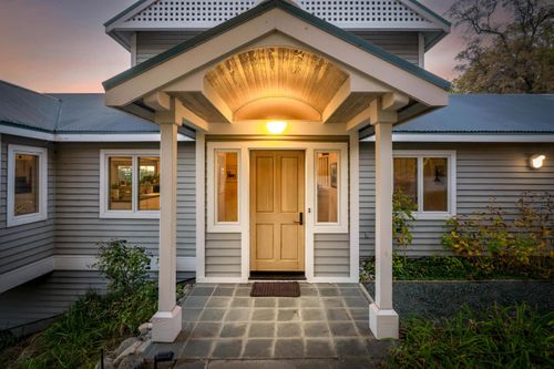 15682 Dream Sky Way, Nevada City, CA, 95959-8400 | Card Image