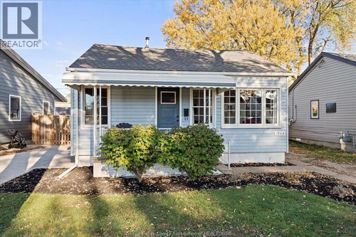 1942 Bernard Rd, Windsor, ON, N8W4R5 | Card Image
