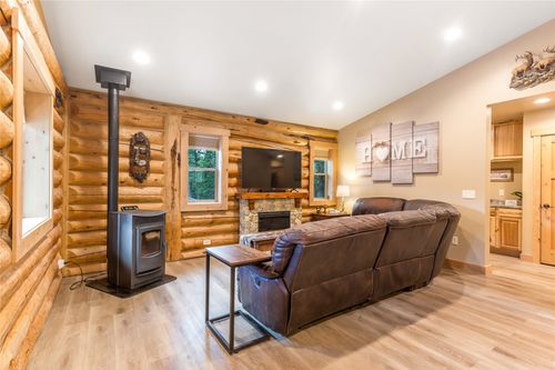 140 Evergreen Dr, Seeley Lake, MT, 59868 | Card Image