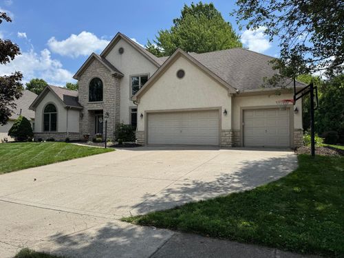 6639 Meadow Glen Dr S, Westerville, OH, 43082-8284 | Card Image