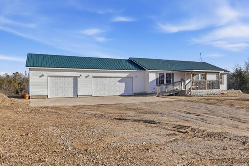 9026 W Coleman Rd, Lake, MI, 48632-9671 | Card Image