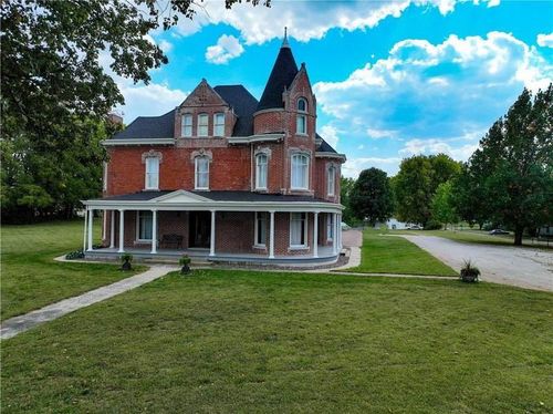 433 W State St, Troy, KS, 66087 | Card Image