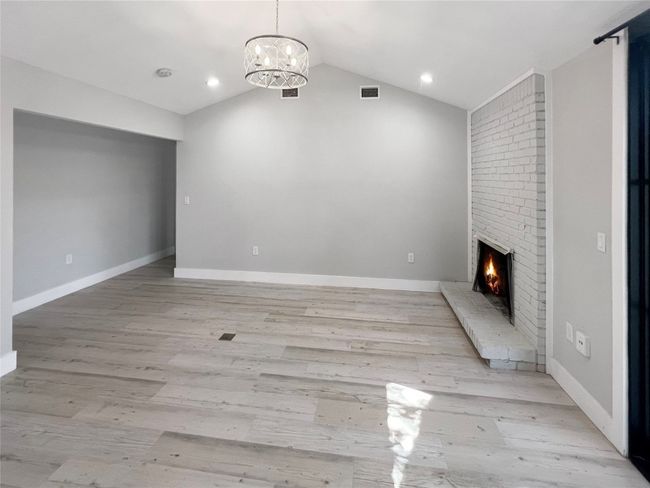 9614 Newfoundland Cir, House other with 3 bedrooms, 2 bathrooms and 2 parking in Austin TX | Image 13