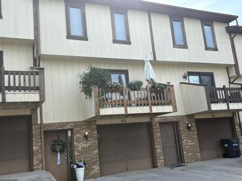 apt-j3-1220 Van Voorhis Rd, Morgantown, WV, 26505-7901 | Card Image