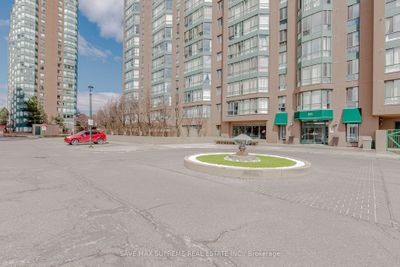 211 - 145 Hillcrest Ave, Condo with 2 bedrooms, 2 bathrooms and 1 parking in Mississauga ON | Image 3