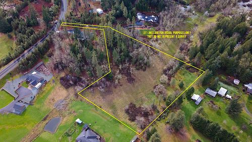 284 Rockinghorse Dr, Grants Pass, OR, 97527-7668 | Card Image