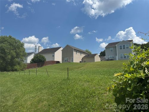 8312 Cozen Way, Charlotte, NC, 28215-7318 | Card Image