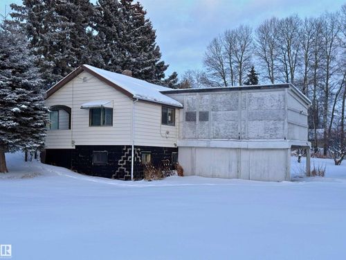 301 4 Ave, Winfield, AB, T0C2X0 | Card Image