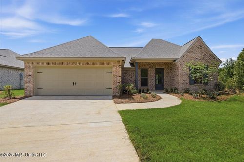 138 Stapleton Dr, Canton, MS, 39046-5038 | Card Image