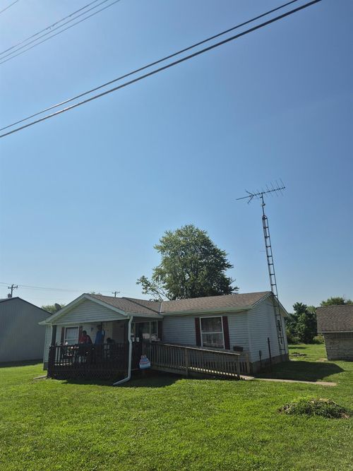 7145 W Versailles St, Holton, IN, 47023-9147 | Card Image