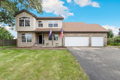 884 Arrowhead Drive, House other with 4 bedrooms, 2 bathrooms and 3 parking in Elwood IL | Image 1