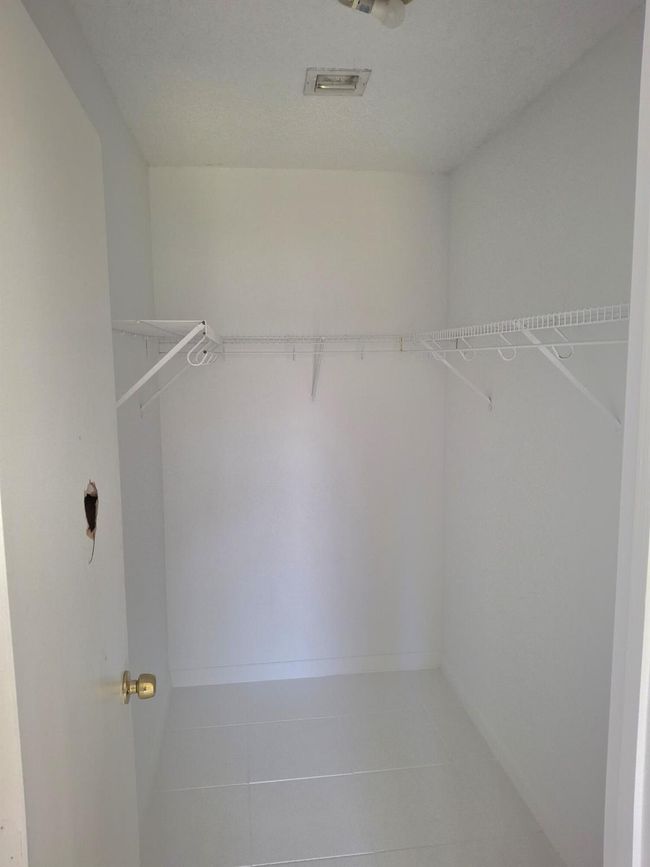 701 Nw 15 Th Ct, House other with 4 bedrooms, 2 bathrooms and null parking in Pompano Beach FL | Image 18