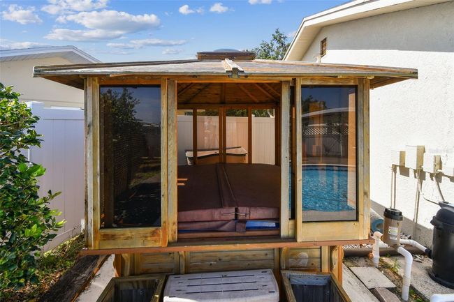 Hottub | Image 27