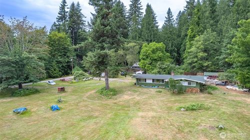 4634 365th Ave Se, Fall City, WA, 98024-9757 | Card Image