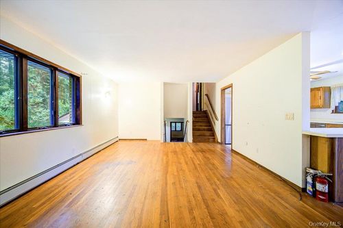 50 Hunczak Blvd, Glen Spey, NY, 12737-5603 | Card Image