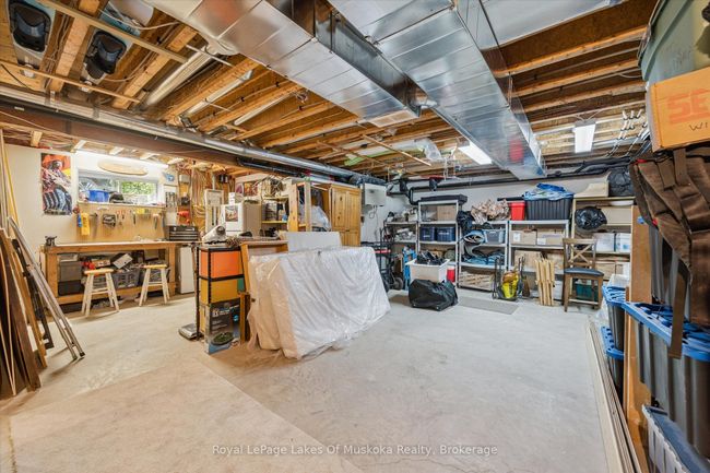 1176 Mccomb Point Dr, House other with 3 bedrooms, 3 bathrooms and 6 parking in Dorset ON | Image 38