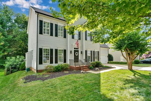 13516 Honeytree Ln, Pineville, NC, 28134-9137 | Card Image