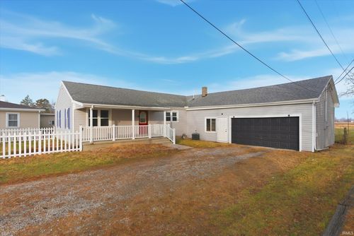 356 E Main St, Rossville, IN, 46065-9461 | Card Image