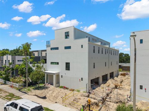 368 14th Street N, ST PETERSBURG, FL, 33705 | Card Image