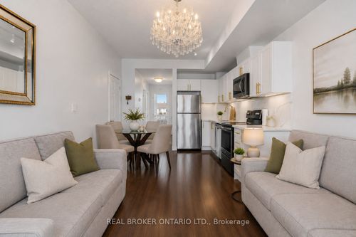 21-630 Rogers Rd, York, ON, M6M0B4 | Card Image