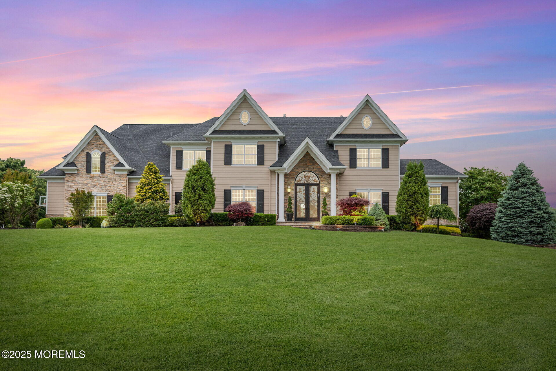 Residential in Holmdel