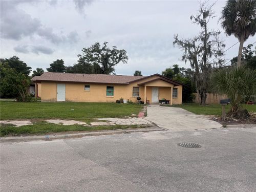 221 W Whidden St, ARCADIA, FL, 34266-4149 | Card Image