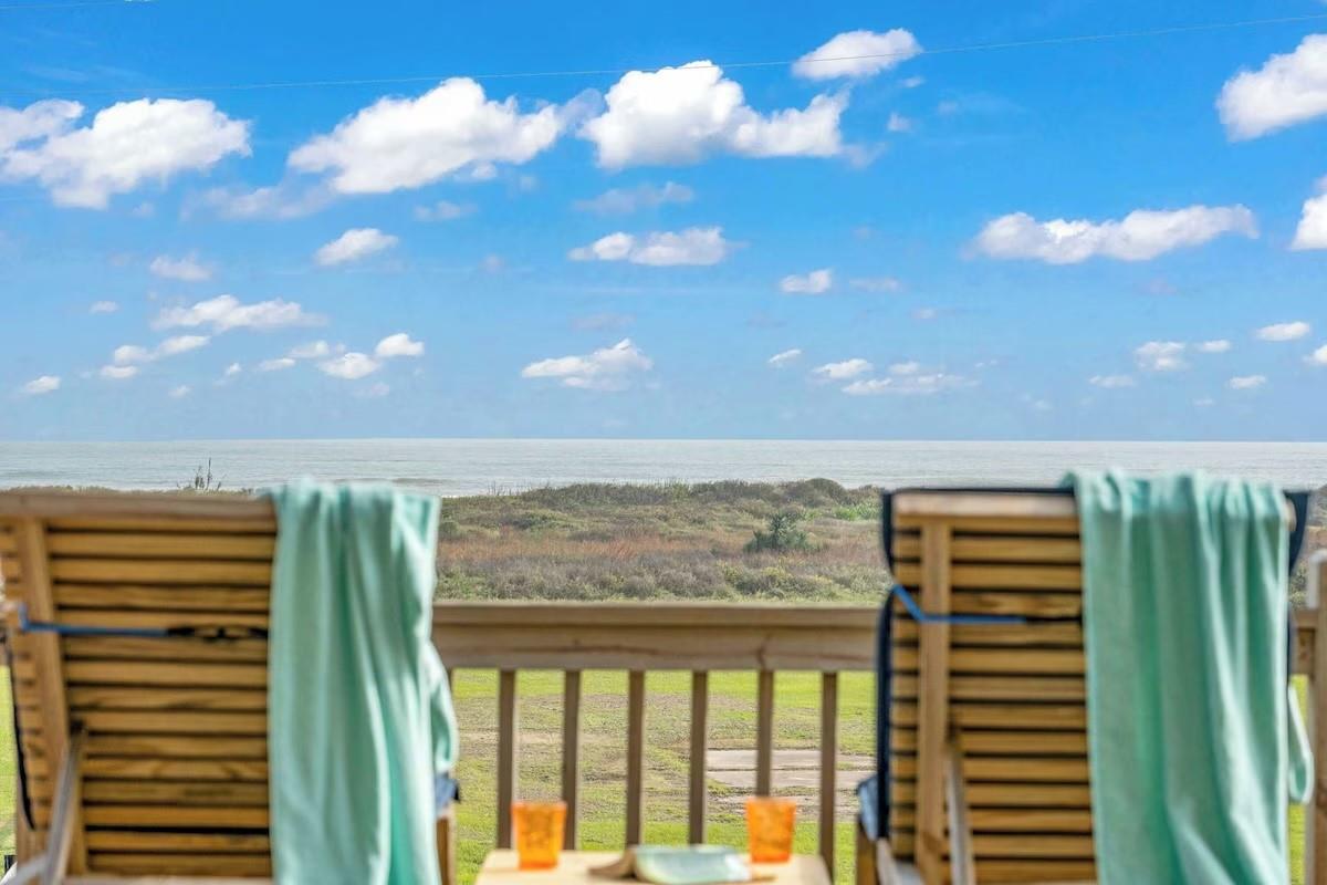 Residential in Crystal Beach 2