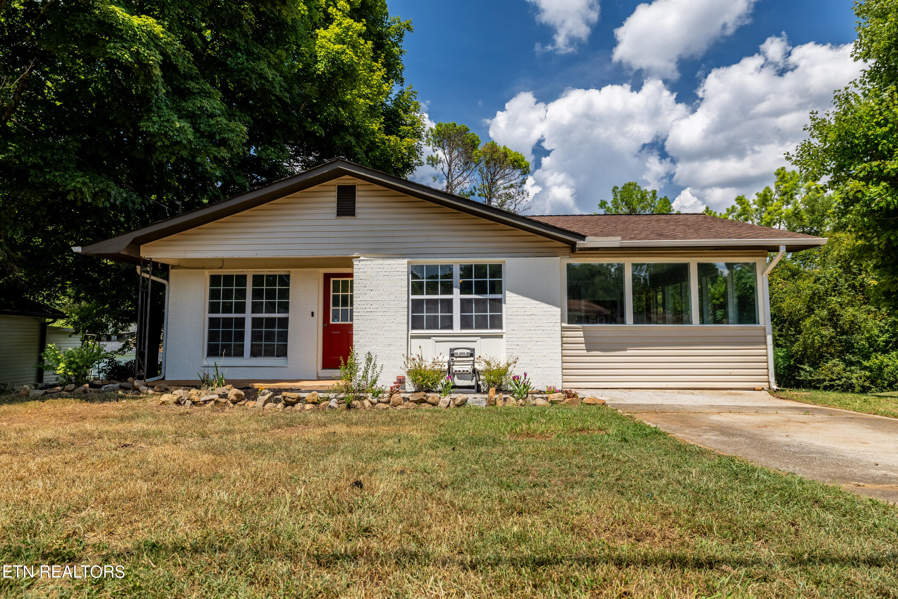 Arrowhead Dr, Maryville, TN 37801