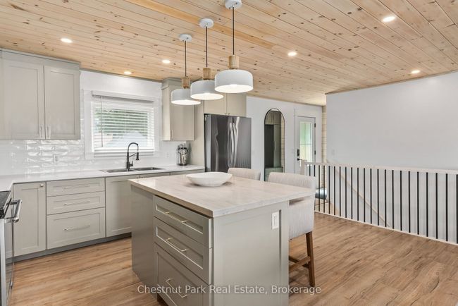 179 Rowanwood Rd, House other with 3 bedrooms, 3 bathrooms and 10 parking in Utterson ON | Image 10