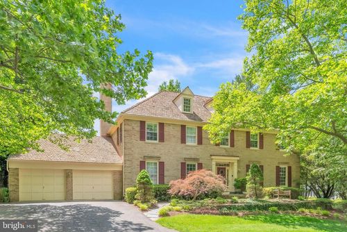 9708 Meyer Point Dr, POTOMAC, MD, 20854-5418 | Card Image