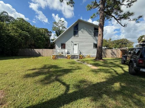 5301 Sunset Blvd, Fort Pierce, FL, 34982-3864 | Card Image