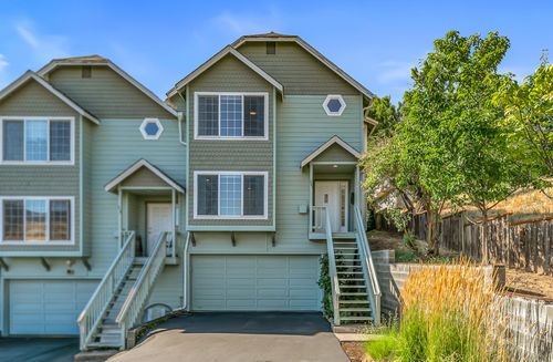 581 Scenic Drive, Ashland, OR, 97520 | Card Image